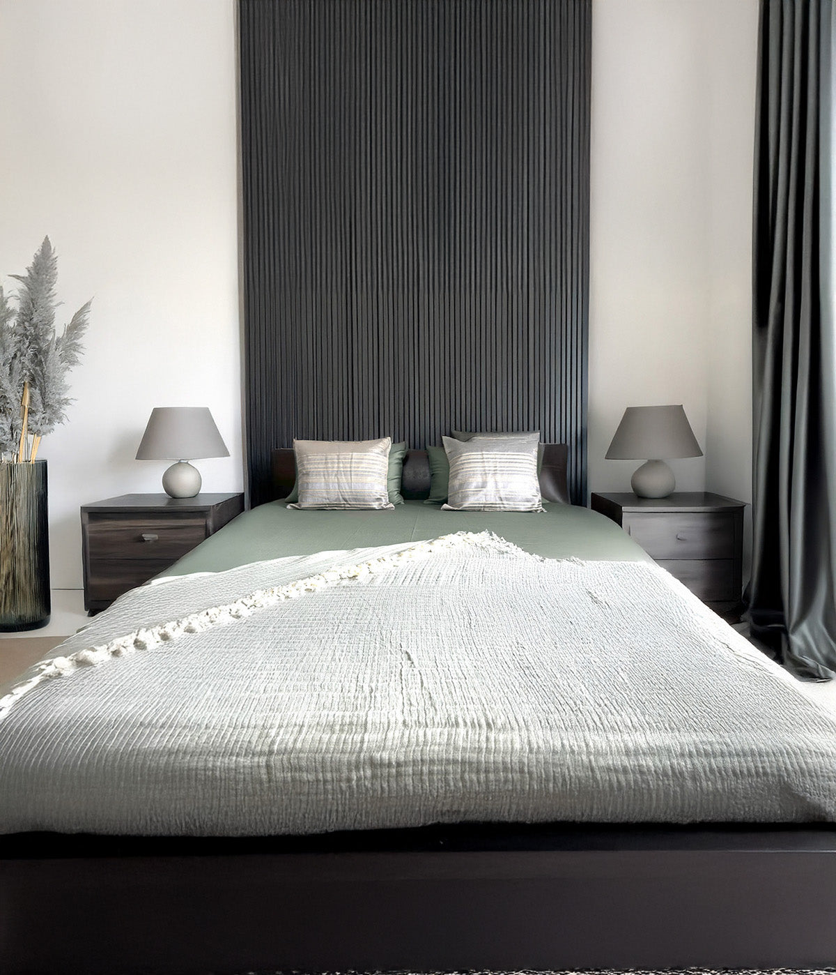 Queen Fitted TC 300 Pure Cotton Solid Olive Bedsheet Set